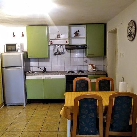 Leo Apartment Makarska Exterior photo